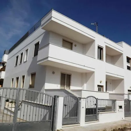 Res Apartman Lido Marini