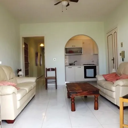 Res Apartman Lido Marini