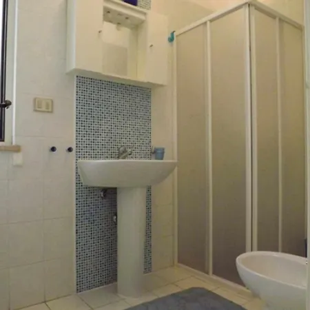 Res Apartman